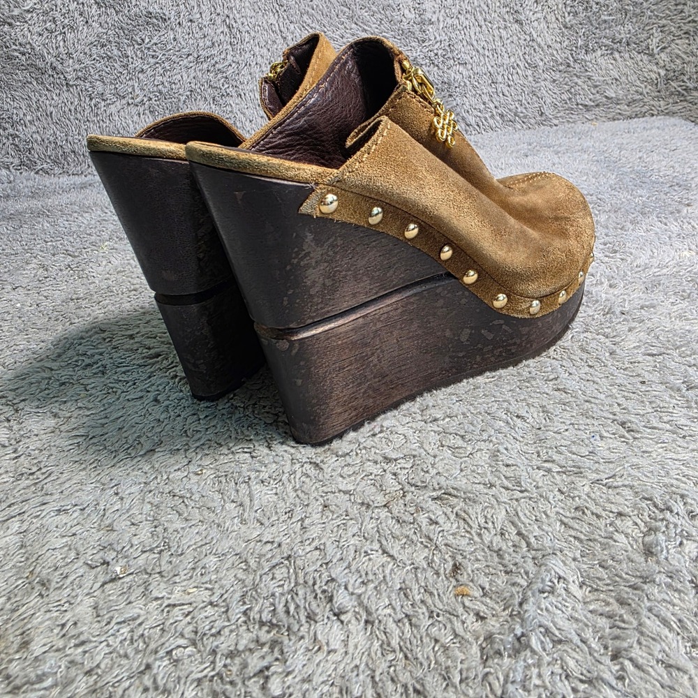 VTG Diane von Furstenberg Wedge Mules Tan Suede Studded Wood Clogs Women 8M - Picture 5 of 7